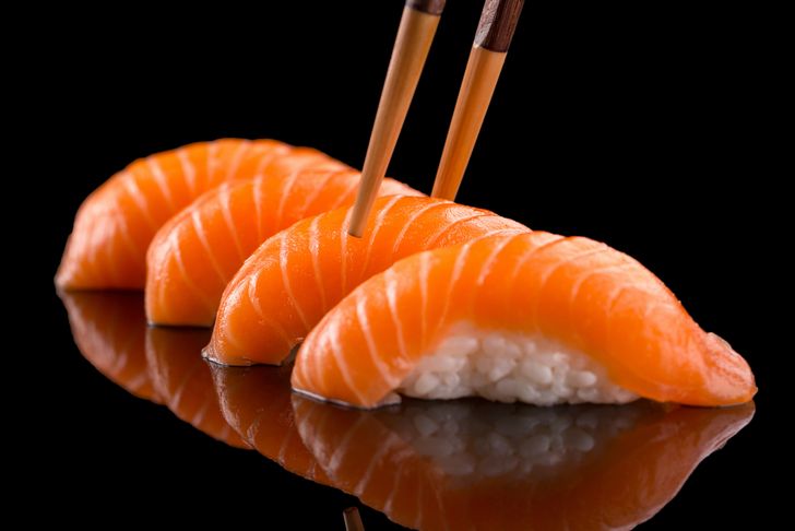 サーモンのお寿司の画像。
